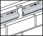 Зазор между стартовыми планками винилового сайдинга.